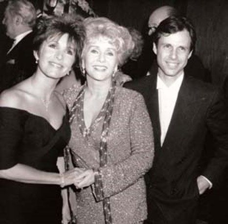 Todd Fisher with mother Debbie Reynolds & sister Carrie Fisher
