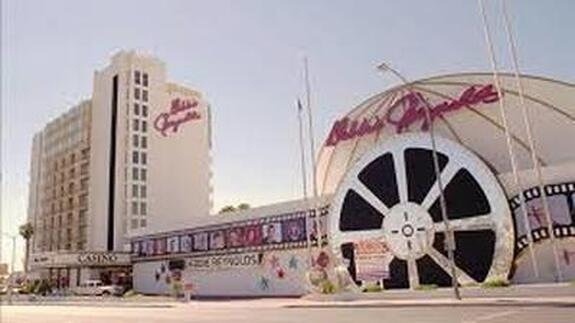 Debbie Reynolds Hollywood Hotel 