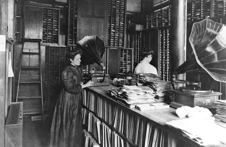 Record Shop 1900